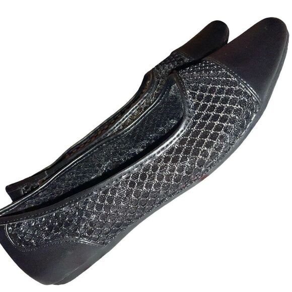 Torrid black mesh flats! New - Picture 5 of 9